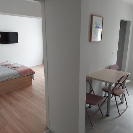 Ela'S Apartment Бэиле-Еркулане Экстерьер фото