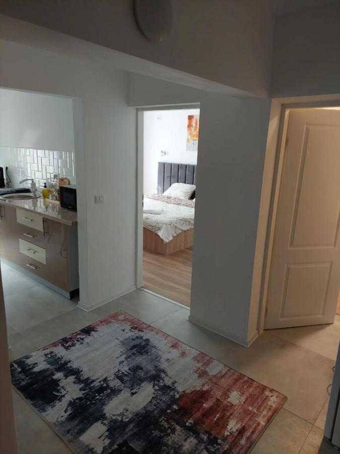 Ela'S Apartment Бэиле-Еркулане Экстерьер фото